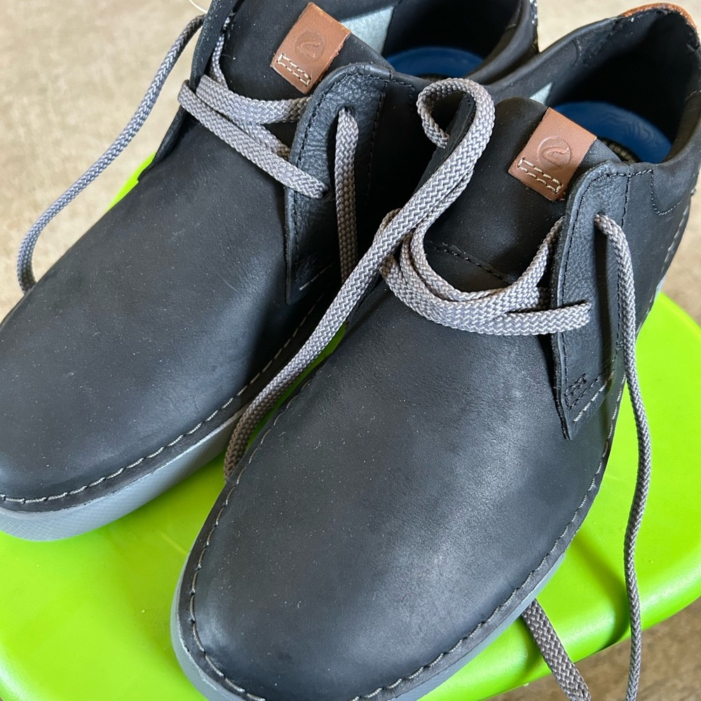 Clarks Men’s Dress Casual Shoes Sz 8
